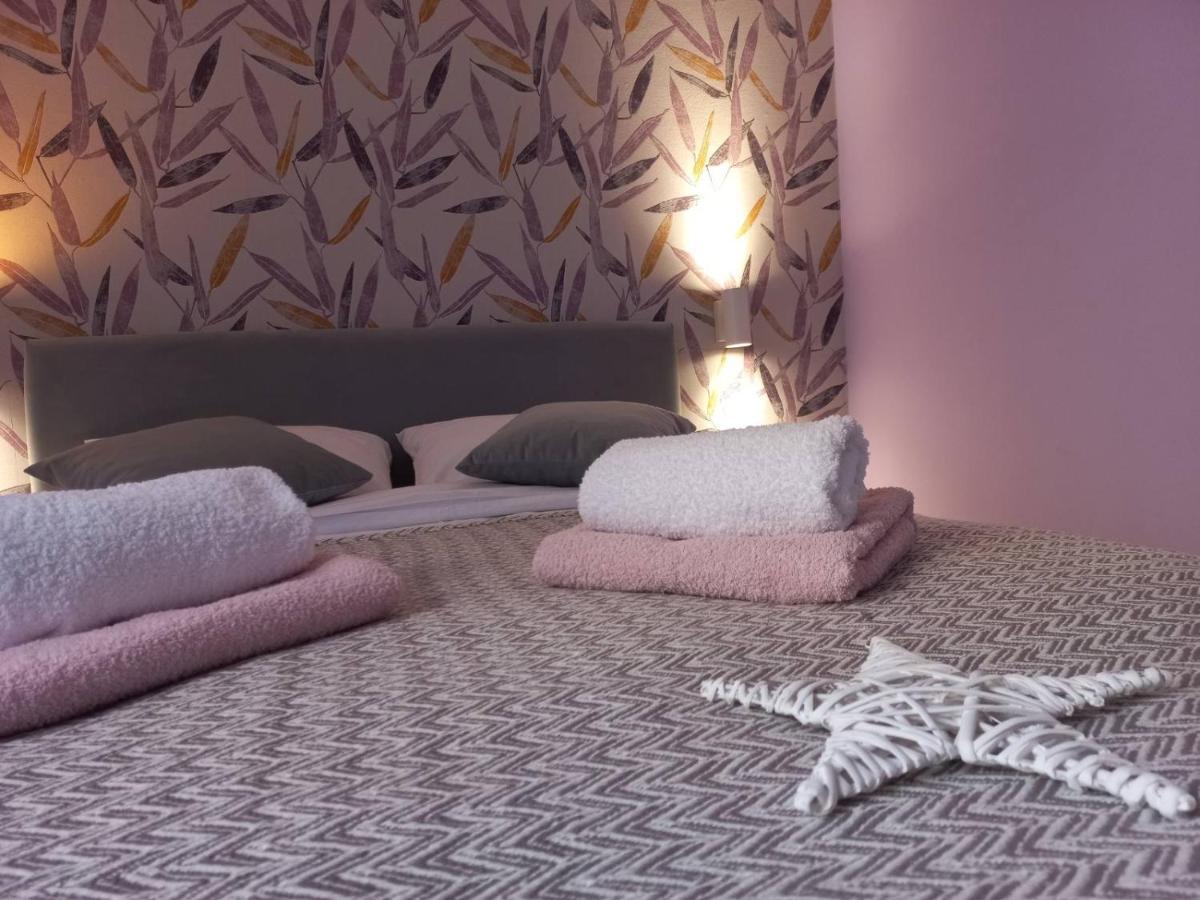 Apartman Central Place Belgrado Esterno foto