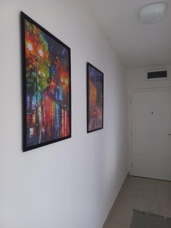Apartman Central Place Belgrado Esterno foto